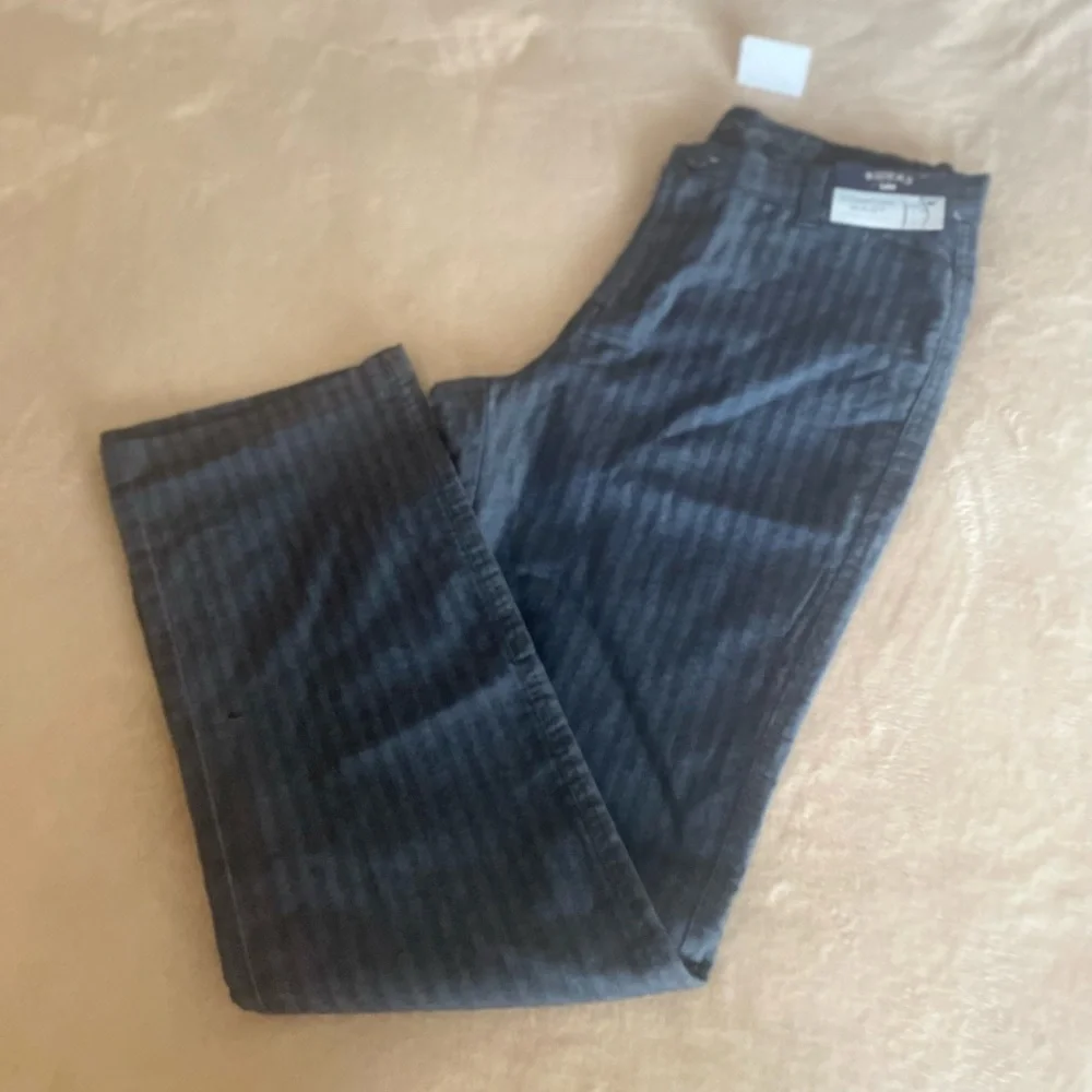 Rider by Lee Comfort Waist Straight Pants - Size 10 - Picture 4 of 13